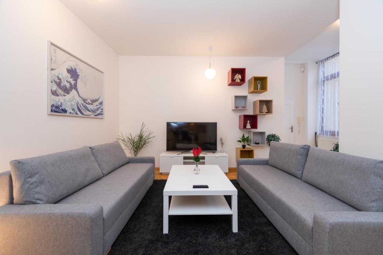 Luxury Apartment In The Center Of Prága Kültér fotó