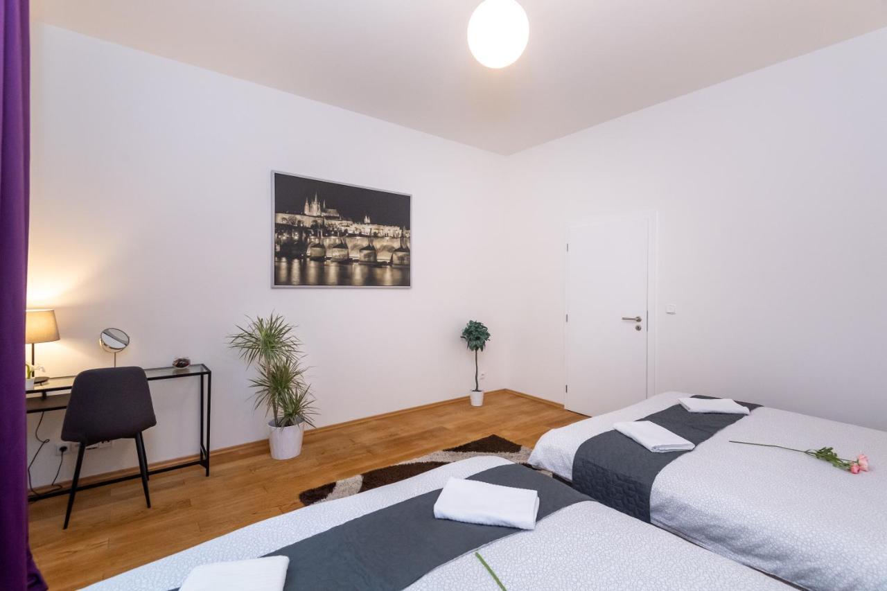 Luxury Apartment In The Center Of Prága Kültér fotó